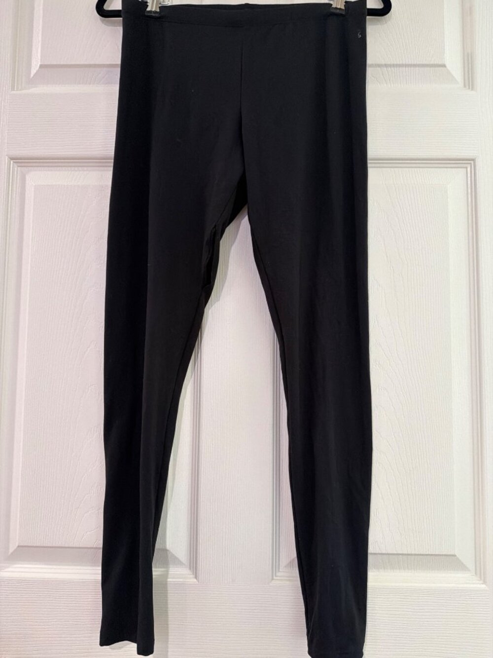 Felina Black Leggings M Soft Stretchy Polyester Spandex Blend
